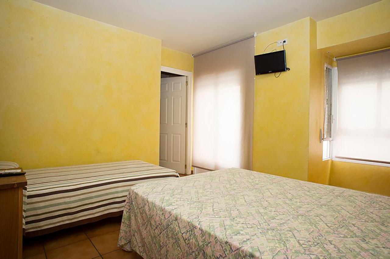 Hostal Velarde Талавера де ла Рейна Екстериор снимка